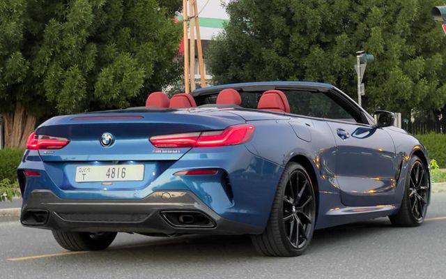 BMW 850i convertible - image 3