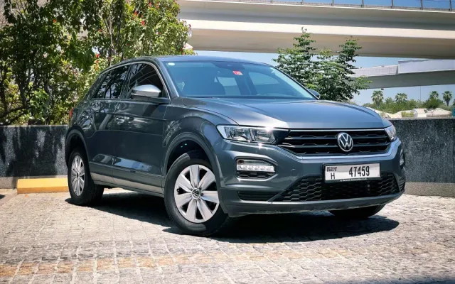Volkswagen T-ROC - image 1