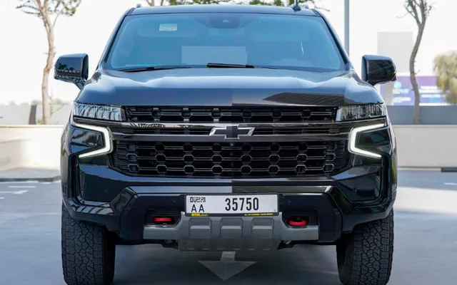 Chevrolet Tahoe - image 2