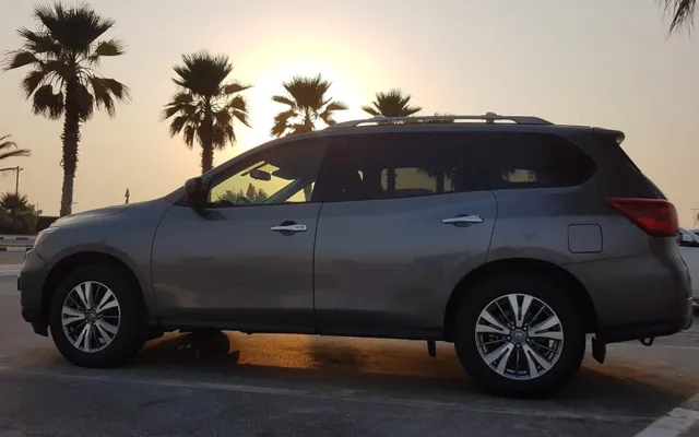 NISSAN PATHFINDER - image 4