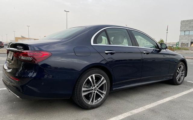 MERCEDES E350 - image 4