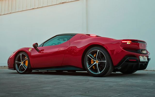 Ferrari 296 GTB - image 4