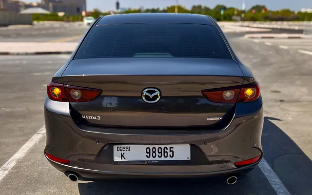 MAZDA 3 - image 4