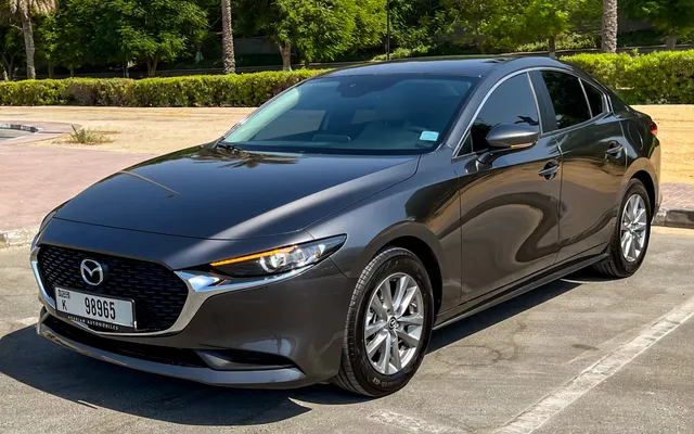 MAZDA 3 - image 1