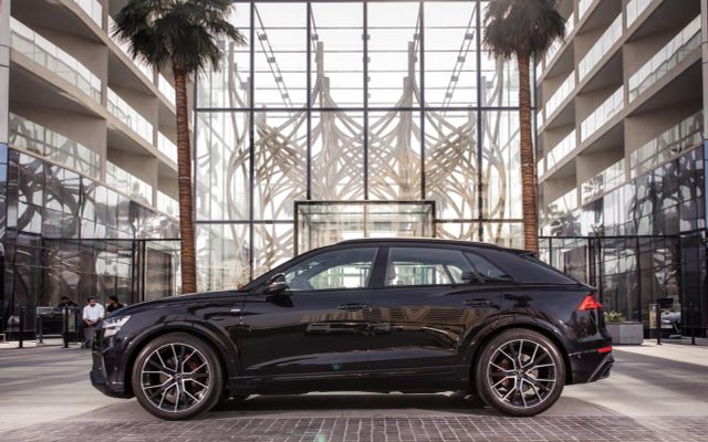 Audi Q8 - image 2