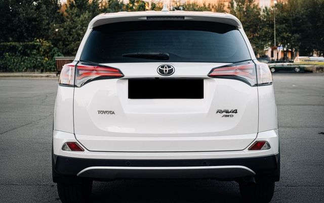Toyota Rav 4 4WD Престиж - image 4