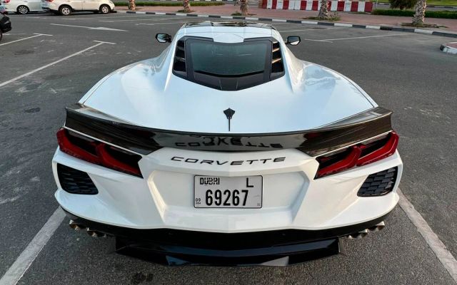 Chevrolet Corvette - image 4