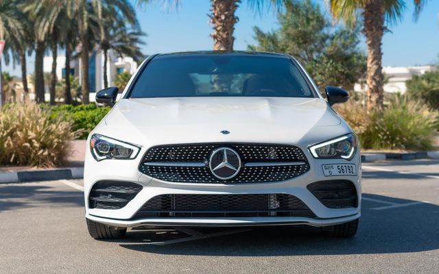 MERCEDES CLA45 AMG - image 3