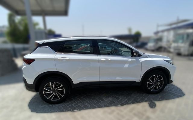 GEELY COOLRAY GL 2WD - image 2