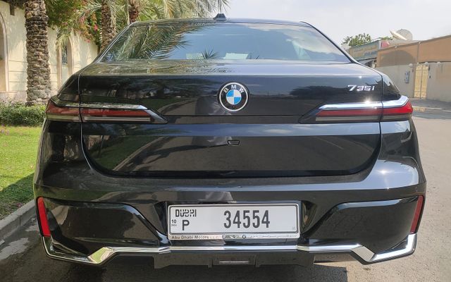 BMW 735I 2024 - image 3