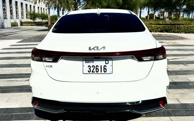 Kia K3 - image 3