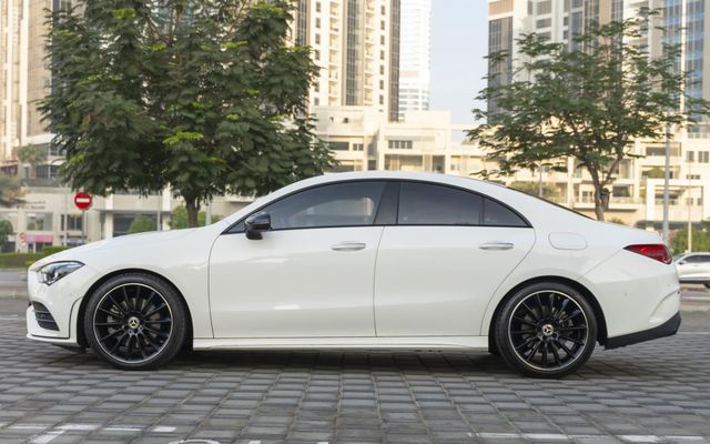 Mercedes CLA250 - image 2