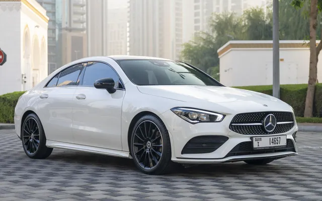Mercedes CLA250 - image 4