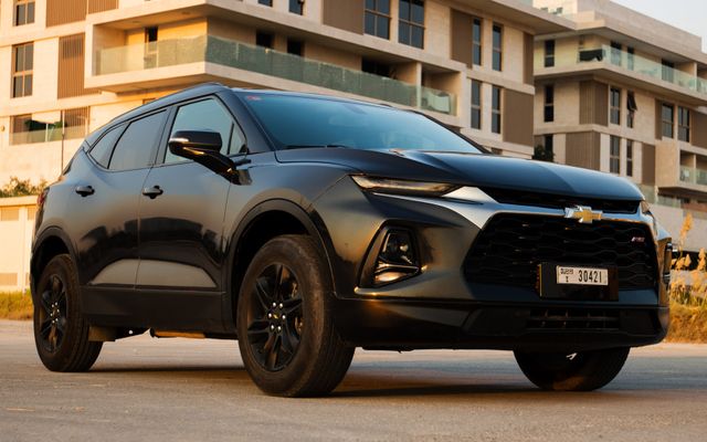 CHEVROLET BLAZER - image 4