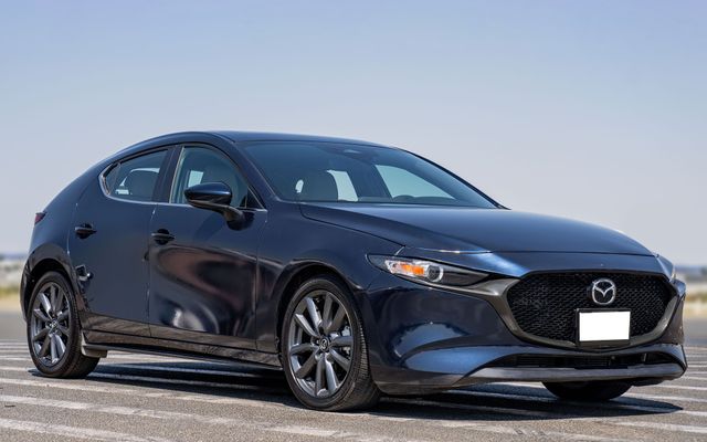 MAZDA 3 - image 3