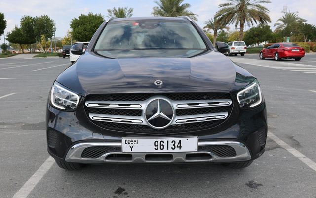 Mercedes GLC 300 - image 3