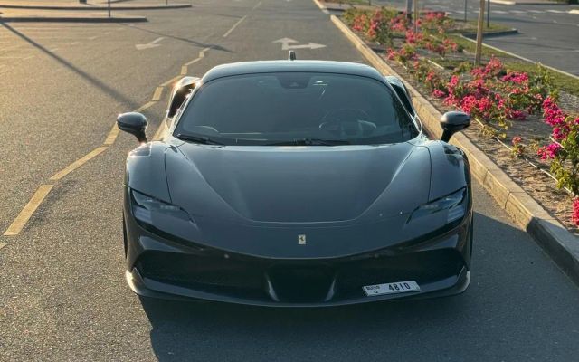FERRARI SF90 STRADALE - image 2