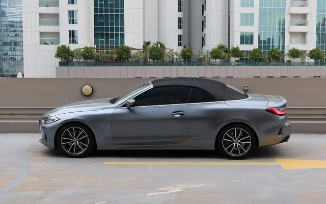 BMW 430i Convertible - image 3