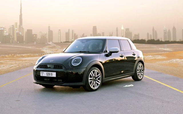 Mini Cooper - image 1