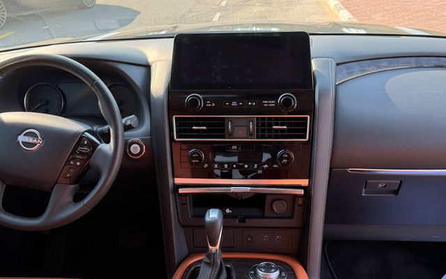 Nissan Patrol - image 2