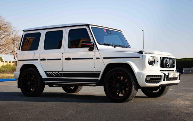 MERCEDES G63 - image 3