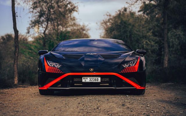 Lamborghini  Huracan STO - image 3