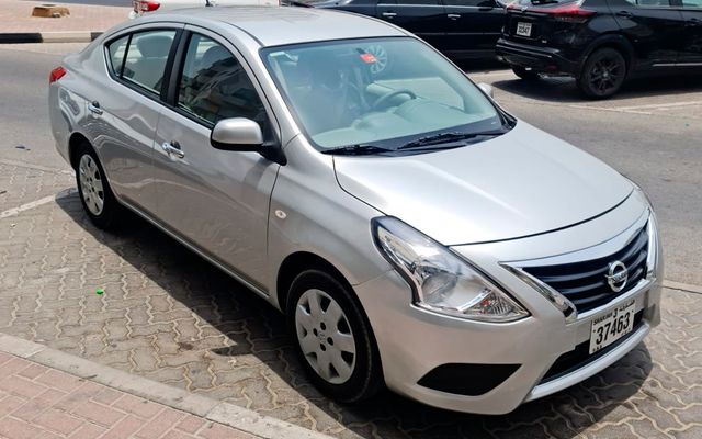 NISSAN SUNNY - image 2