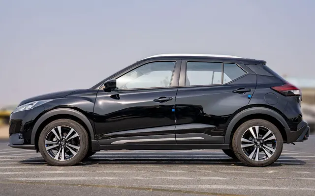 NISSAN KICKS - image 2