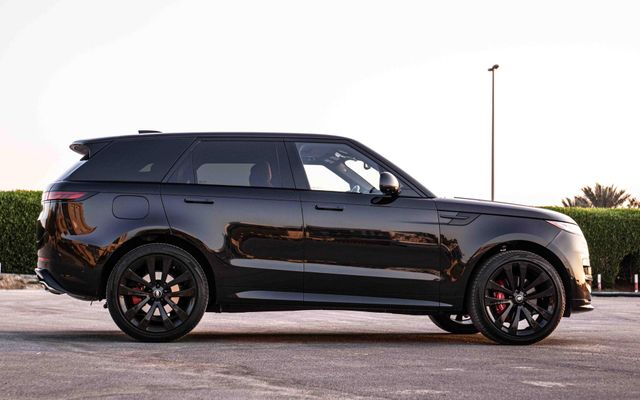 RANGE ROVER HSE - image 2