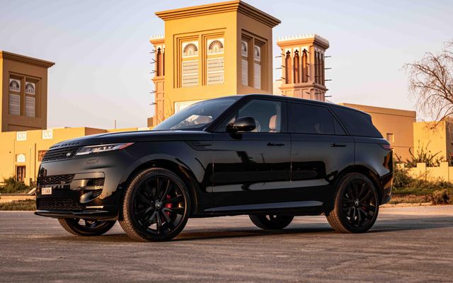 RANGE ROVER HSE - image 1