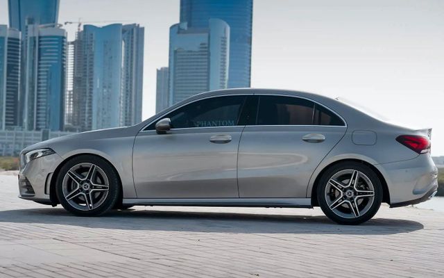 MERCEDES A200 - image 2
