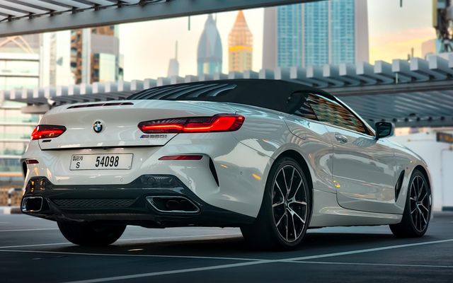 BMW M850i - image 3