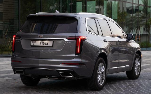Cadillac  XT6 - image 3