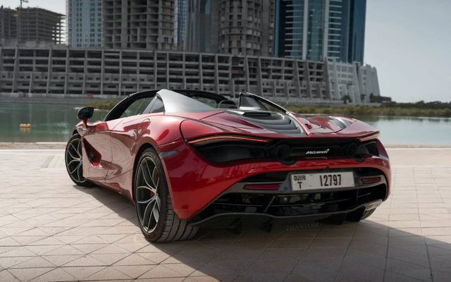 MCLAREN 720S - image 4