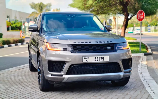 RANGE ROVER SPORT - image 1
