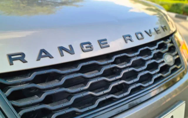 RANGE ROVER SPORT - image 4