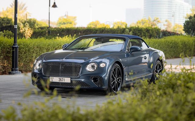 Bentley GT Convertible 2023 – Picture 1