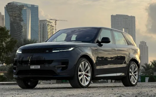 RANGE ROVER SPORT - image 1