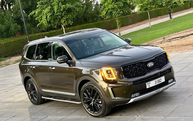 KIA Telluride - image 1
