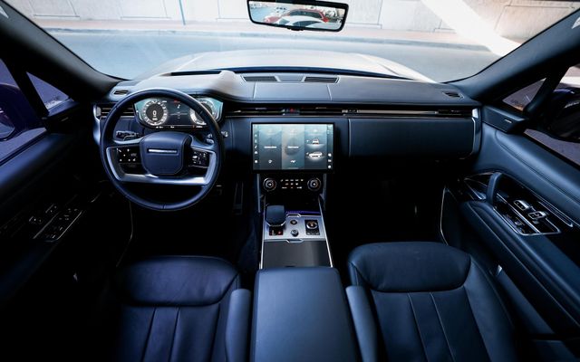 RANGE ROVER VOGUE AUTOBIO - image 4