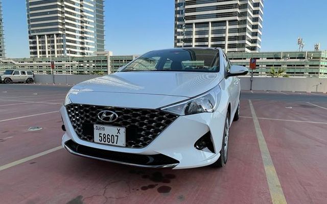 Hyundai Accent - image 1