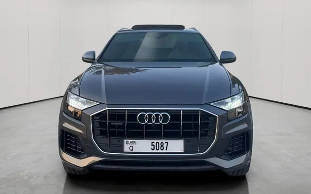 AUDI Q8 - image 1