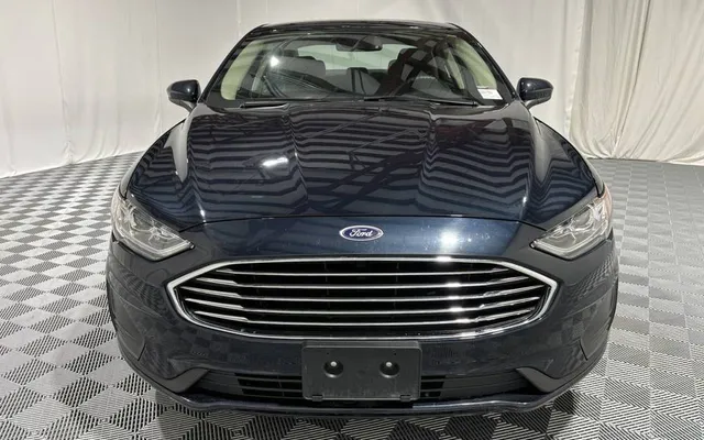 FORD FUSION - image 3