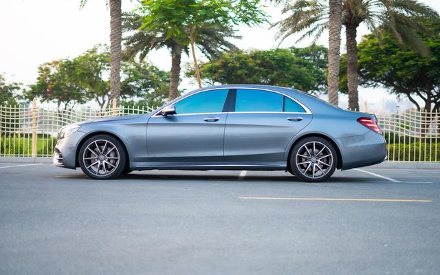 Mercedes S550 - image 2