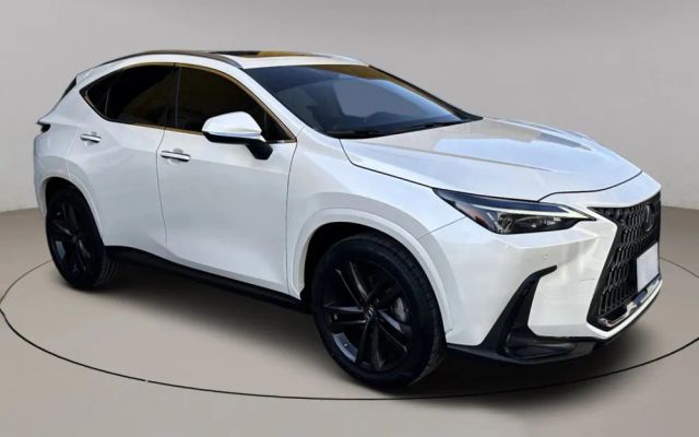 Lexus NX350 - image 3