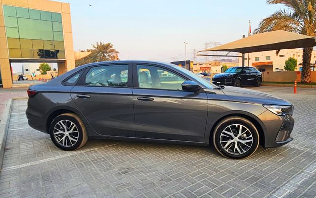 Geely Emgrand - image 4