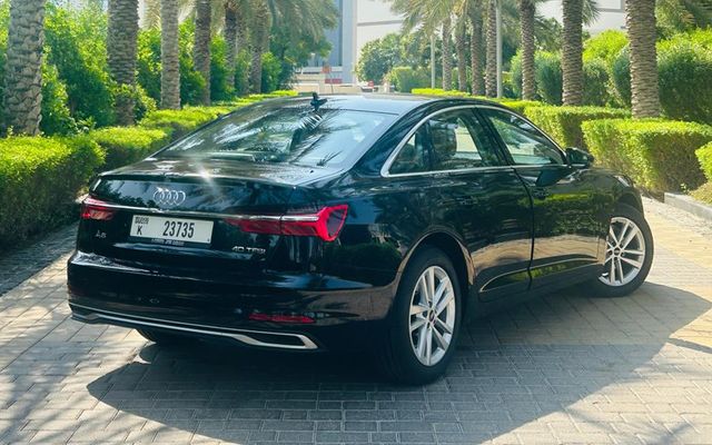 AUDI A6 2025 - image 4