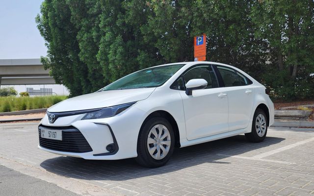 Toyota Corolla - image 1