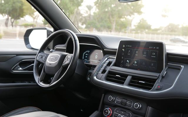 GMC Yukon - image 4