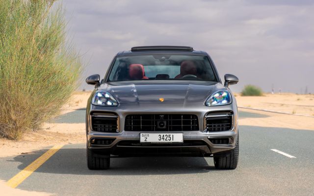 Porsche Cayenne GTS - image 2